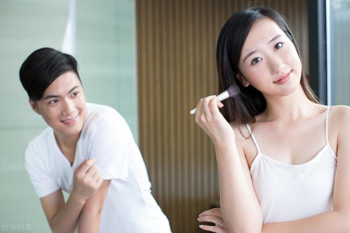 丈夫出轨怎么挽回妻子的心（丈夫多次出轨伤透妻子的心）