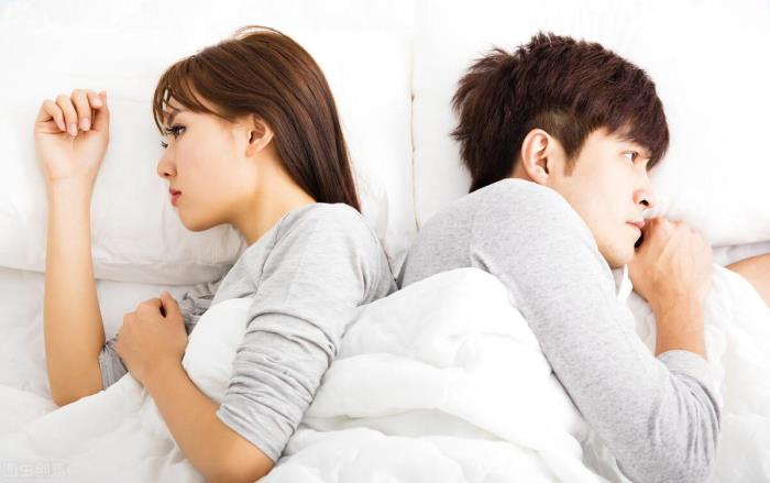 丈夫出轨怎么挽回妻子的心（丈夫多次出轨伤透妻子的心）