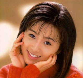 ​酒井法子纹身是真的吗 酒井法子蝴蝶纹身原图