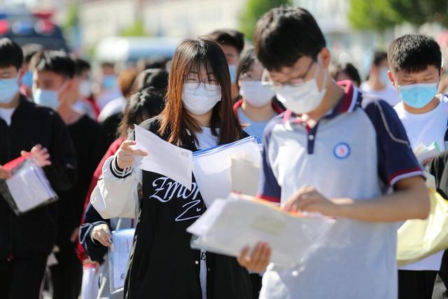高考各个学校分数线什么时候出(高考成绩23日起陆续公布)(2)