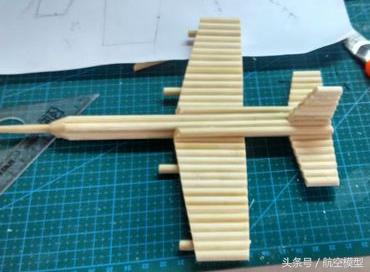飞机模型筷子手工制作(制作简易的飞机模型)(14)