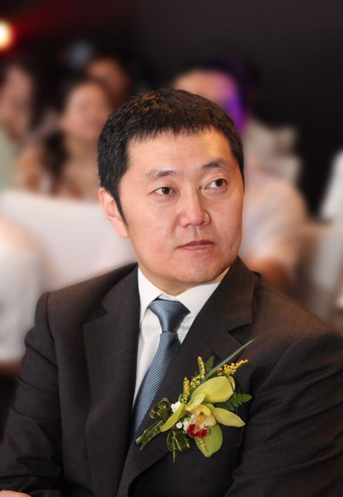 左晖到底是哪里人_人物生平主要成就