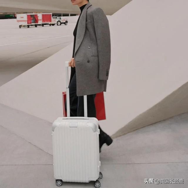 行李箱牌子排名(全球行李箱十大排名)