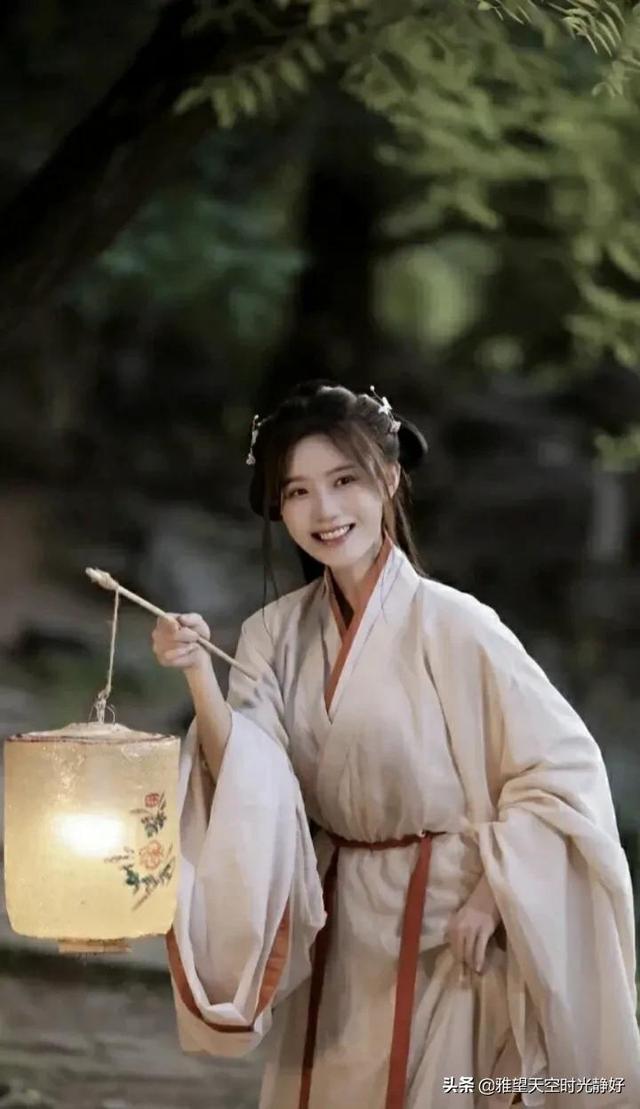 国风古装汉服秀(女明星汉服造型大赏)(34)
