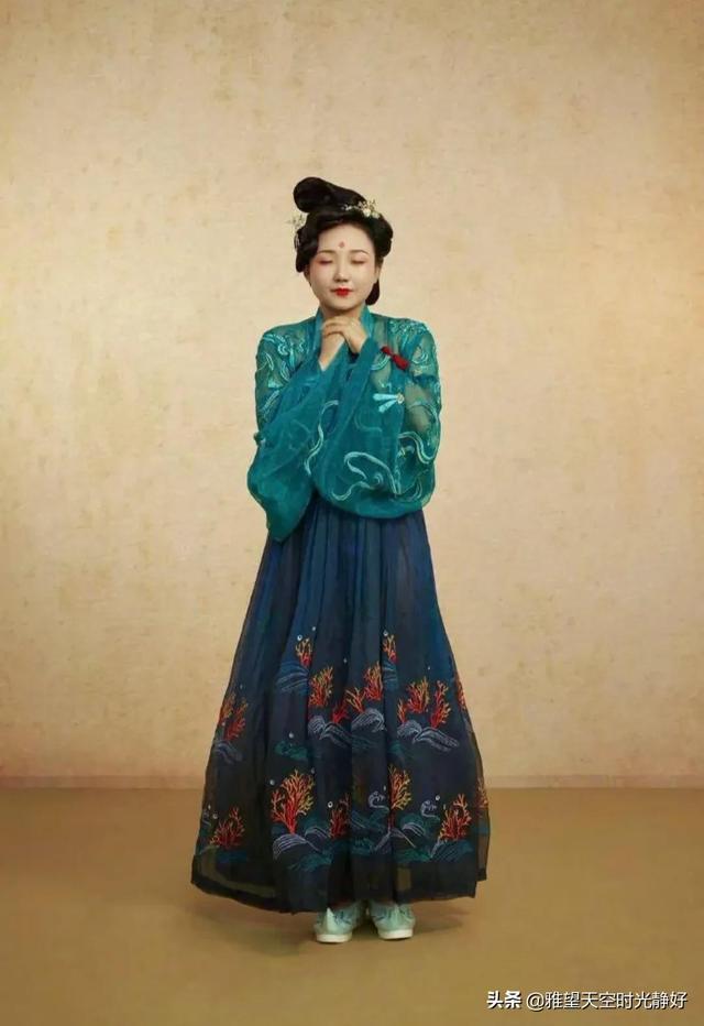 国风古装汉服秀(女明星汉服造型大赏)(77)