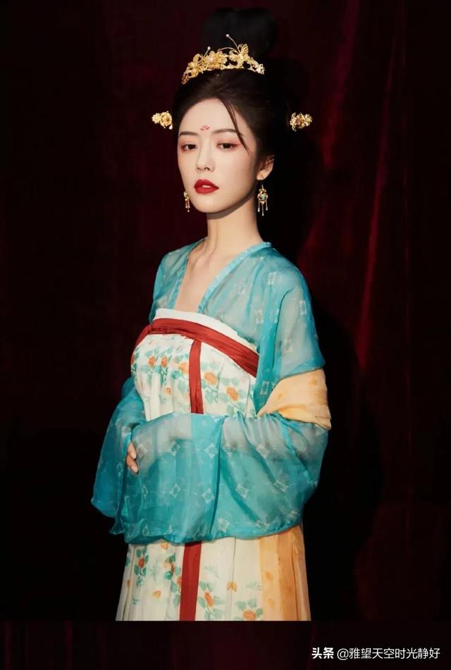 国风古装汉服秀(女明星汉服造型大赏)(83)