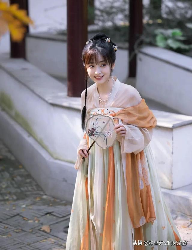 国风古装汉服秀(女明星汉服造型大赏)(4)