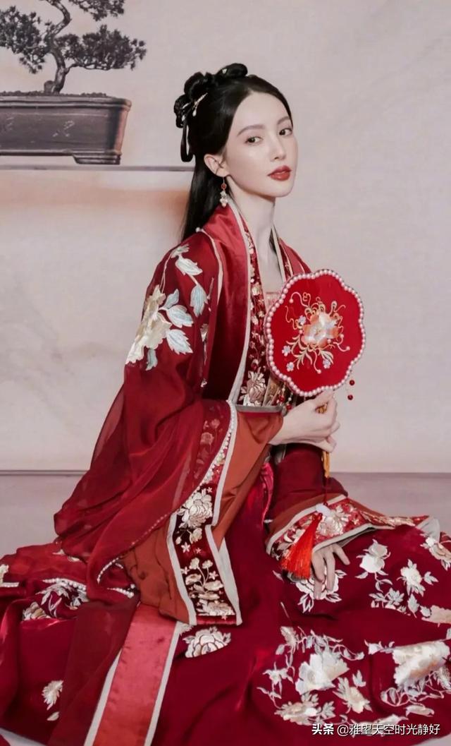 国风古装汉服秀(女明星汉服造型大赏)(52)