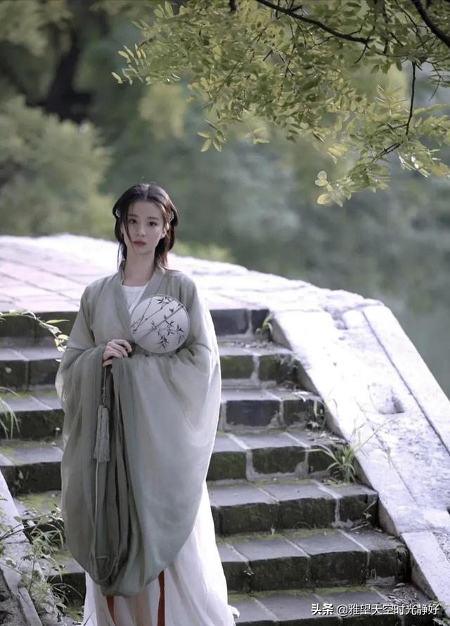 国风古装汉服秀(女明星汉服造型大赏)(31)