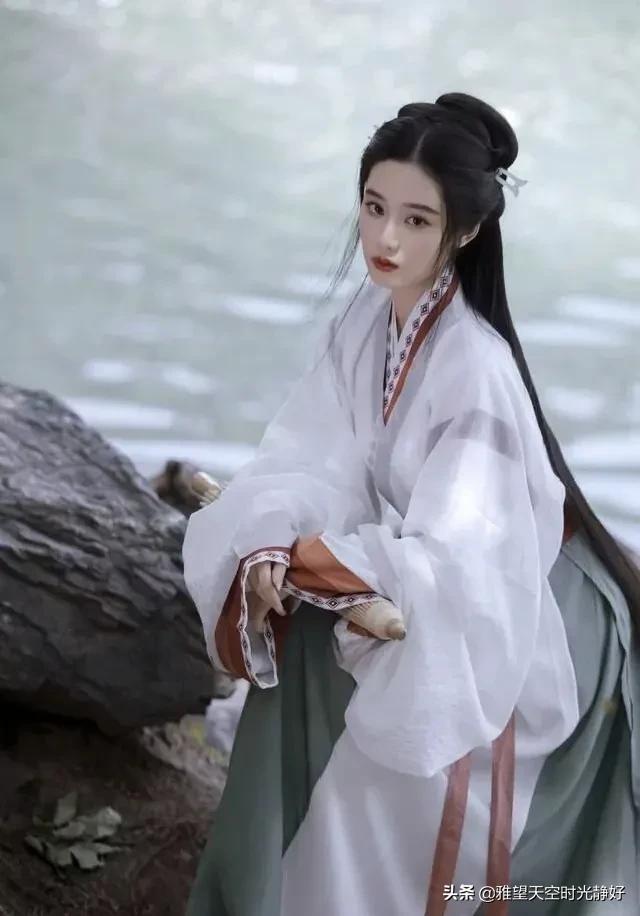 国风古装汉服秀(女明星汉服造型大赏)(44)