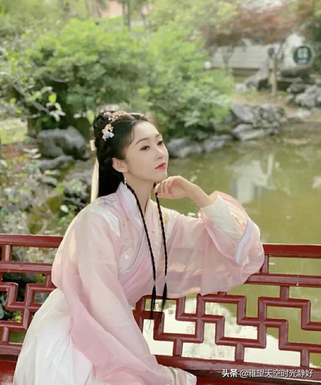 国风古装汉服秀(女明星汉服造型大赏)(22)