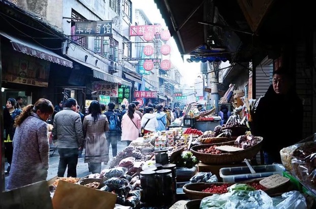 陕西西安美食街排行榜前十名，西安最具代表性的小吃一条街