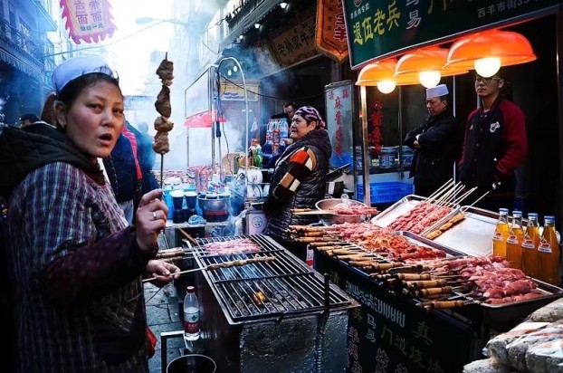 陕西西安美食街排行榜前十名，西安最具代表性的小吃一条街