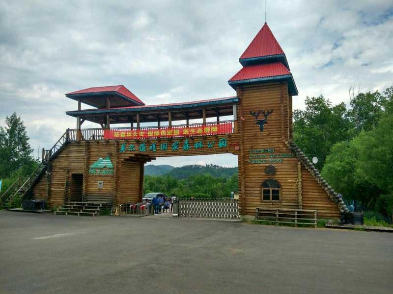 内蒙古旅游必去十大景点(内蒙古九大经典旅游景点)
