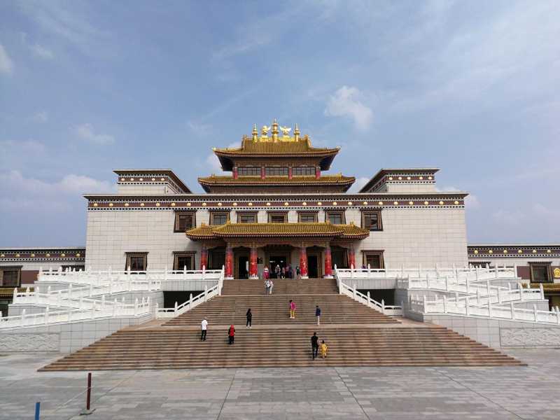 内蒙古旅游必去十大景点(内蒙古九大经典旅游景点)