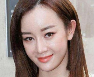​张檬的部分材料简介及照片，整容院前后大变样无戏可拍