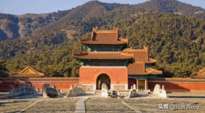 ​乾隆地宫为什么空一个位（乾隆陵墓身边始终留着一个位置）