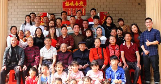 阖家欢乐什么意思,阖家欢乐与合家欢乐有什么区别图3