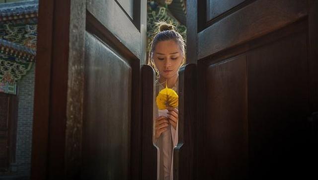 总感觉心里压抑憋得慌怎么缓解（心情很压抑心里堵得慌想哭）(图1)