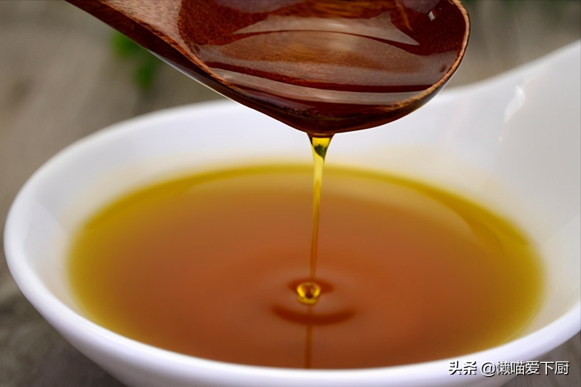 低芥酸菜籽油和一般菜籽油哪个好（菜籽油是什么菜籽做的）(图7)