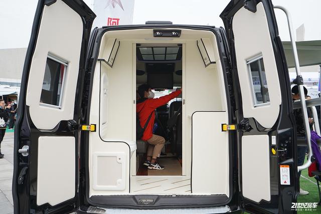 福特新全顺b型房车2022最新款（商务范倍儿有面）(27)