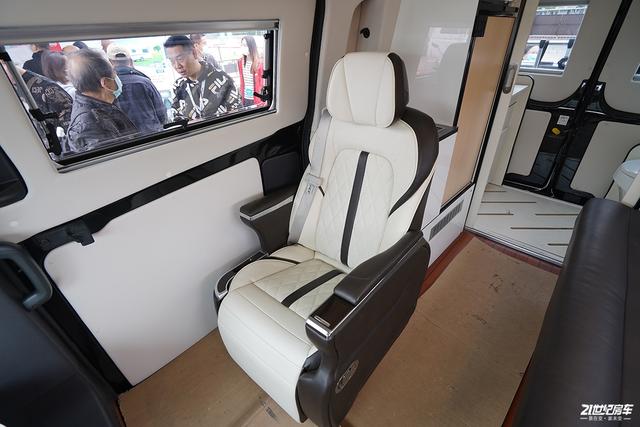 福特新全顺b型房车2022最新款（商务范倍儿有面）(13)