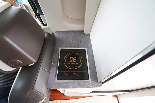福特新全顺b型房车2022最新款（商务范倍儿有面）(19)
