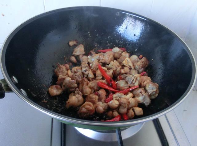 麻辣兔肉最正宗的做法与配方(麻辣兔肉你吃过吗)(8)