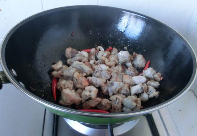 麻辣兔肉最正宗的做法与配方(麻辣兔肉你吃过吗)(7)