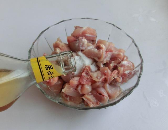 麻辣兔肉最正宗的做法与配方(麻辣兔肉你吃过吗)(4)