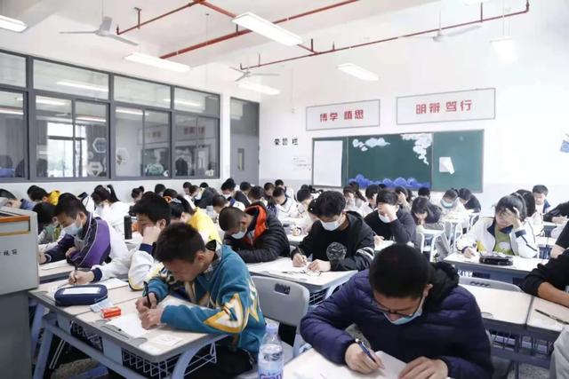 第二十三届希望杯全国数学邀请赛(希望杯全国数学邀请赛二试落幕)(3)
