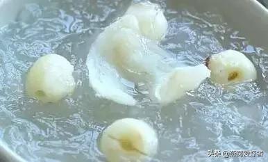 适合孕妇吃的燕窝做法（超全的孕妈燕窝食谱来了）(13)