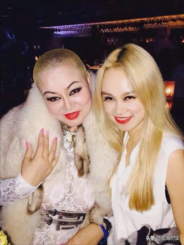 富豪公开征婚（富婆征婚送宾利）(13)