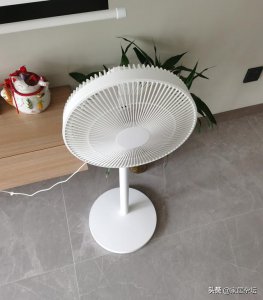 ​空气循环扇和电扇哪个更实用（被吹上天的空气循环扇比空调还好用）