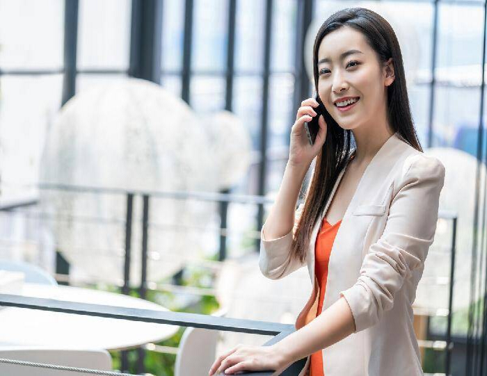 怎么做才是有魅力的女人（如何做一个有魅力的女人）(图5)