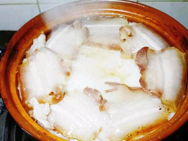 正宗煲仔饭的做法窍门（煲仔饭怎么做好吃）(11)