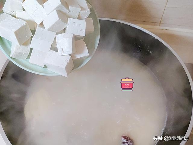 烤鸭鸭架熬汤最简单的方法（吃完烤鸭鸭架别浪费）(10)