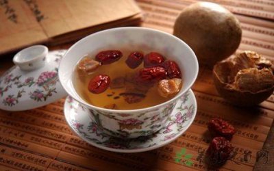 ​罗汉果水隔夜能喝吗（罗汉果茶的功效有哪些）