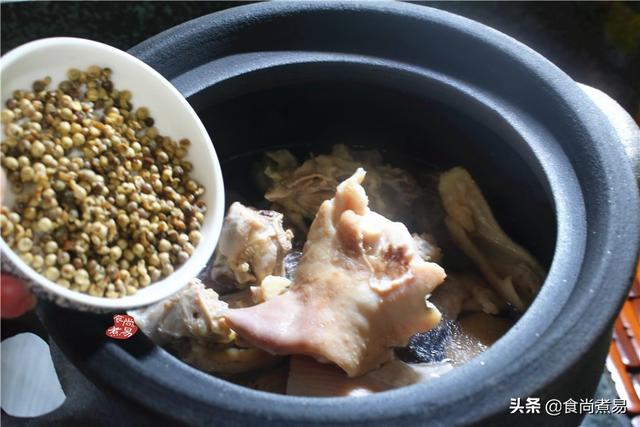 正宗猪肚煲鸡汤的家常做法(老妈做了几十年的猪肚煲鸡汤)(12)