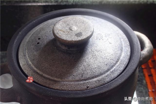 正宗猪肚煲鸡汤的家常做法(老妈做了几十年的猪肚煲鸡汤)(14)