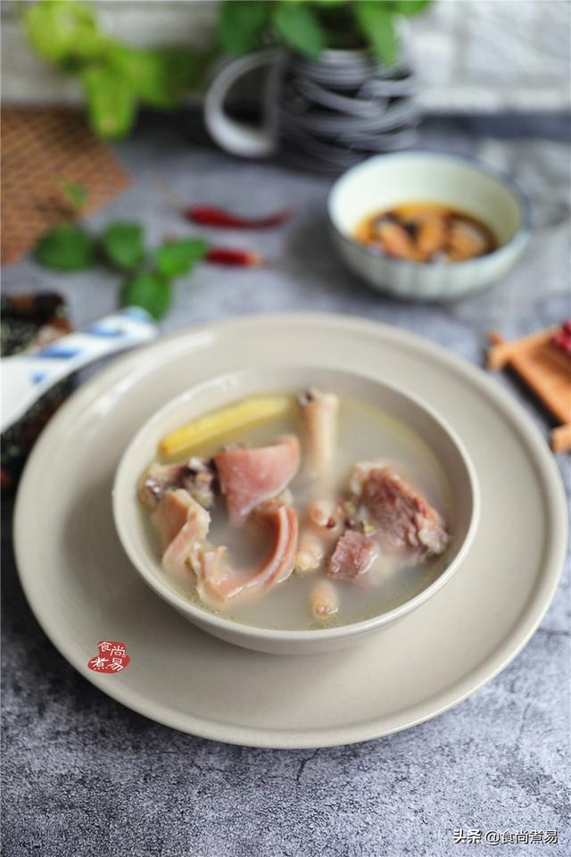 正宗猪肚煲鸡汤的家常做法(老妈做了几十年的猪肚煲鸡汤)(3)