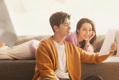 ​男生对女生有好感的表现（男生不主动但喜欢你的5大征兆）