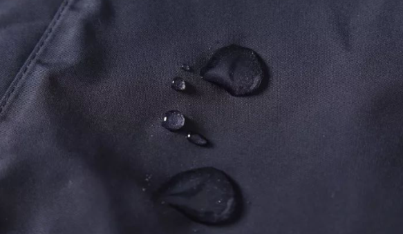 科技布防水,好后悔买科技布沙发乳胶沙发垫的视频图2
