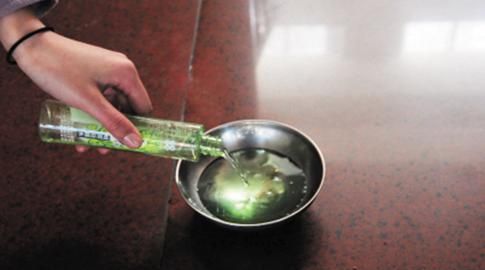 厕所为什么会反臭味,为什么家里时不时会出现一股臭味?图3