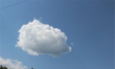 ​漂浮在空中的一朵云有多重,一朵云重50万公斤,为什么掉不下来?