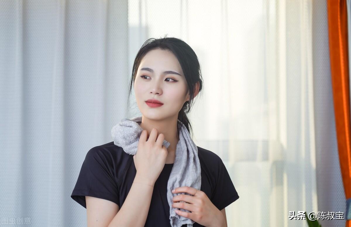 花痴是什么意思(女人是否花痴?) 花痴是什么意思(女人是否花痴?)
