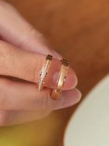 ​适合年轻人的黄金戒指情侣对戒（表白系列鹊桥对戒）