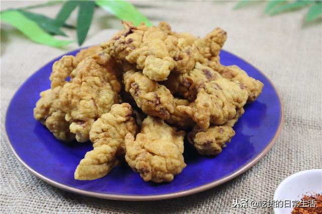 小酥肉要怎么做才能酥脆(教你酥肉的正宗做法)(1)