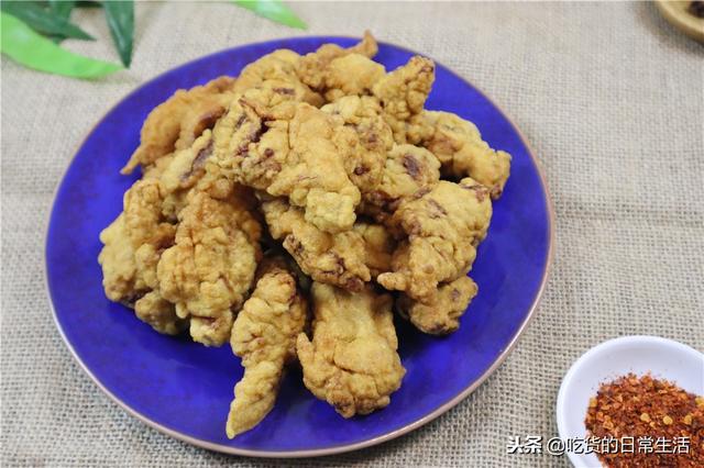 小酥肉要怎么做才能酥脆(教你酥肉的正宗做法)(3)