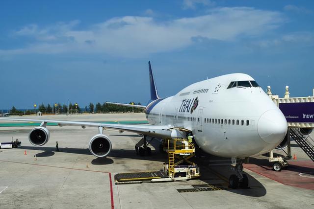 波音747客机最大型号(世界上最长的民航客机)(4)